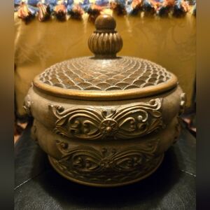 The Intricate Gold Metal Jewelry Casket   Trinket Box